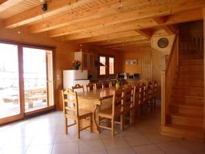 Dining - Chalet 'Deux Grands Chalets Communicants' with Mountain View, Shared Pool and Wi-Fi (Les Orres)