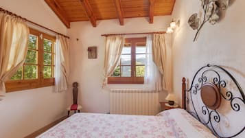 3 bedrooms, free WiFi, bed sheets