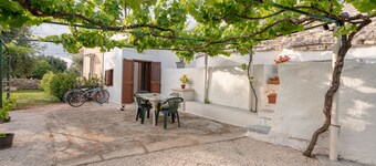 Trullo 'Negli Ulivi' with Private Terrace, Wi-Fi and Air Conditioning