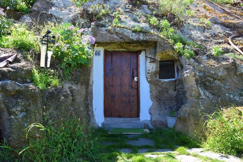 Cottage with Cave, garden, trekking trails and city nearby