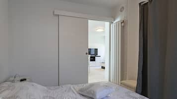 2 slaapkamers, een strijkplank/strijkijzer, gratis wifi, beddengoed