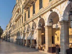 Exterior - Apartment 'Margarita Kaizer Bridge 2' with Private Garden, Wi-Fi and Air Conditioning (Corfu)