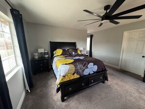 3 Schlafzimmer, Bügeleisen/Bügelbrett, WLAN, Bettwäsche