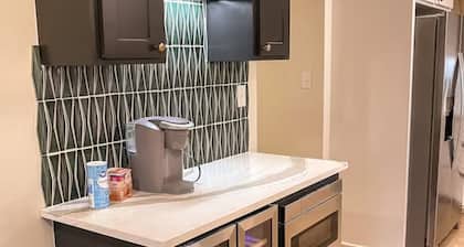 4-bedroom house in lovely Baton Rouge near LSU with WiFi.