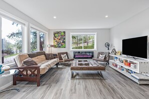 智能電視、壁爐