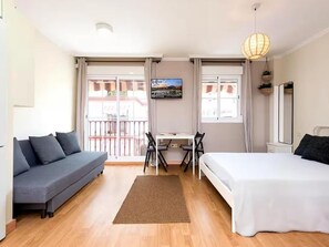 1 bedroom, iron/ironing board, travel crib, free WiFi