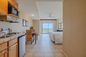 1 bedroom, iron/ironing board, free WiFi, bed sheets - Shore to Please 1123 (Panama City Beach)