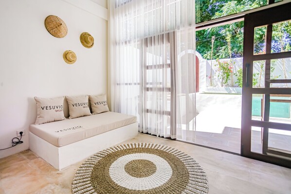 2 piscines extérieures