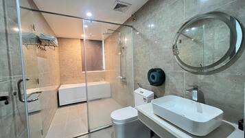 Bureau, chambres insonorisées, Wi-Fi gratuit, draps fournis