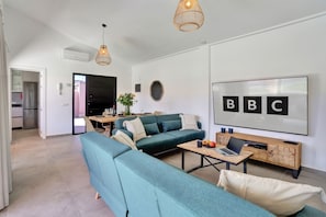 TV, foosball, table tennis, stereo