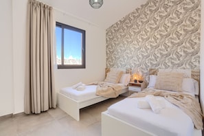 3 bedrooms, iron/ironing board, travel crib, free WiFi