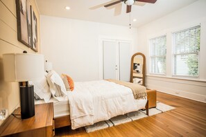 2 bedrooms, in-room safe, iron/ironing board, travel crib