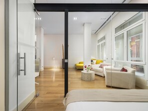 1 quarto, ferros/tábuas de passar roupa, acesso à internet