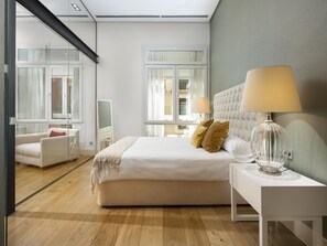 1 bedroom, iron/ironing board, Internet, bed sheets