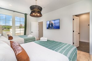 3 chambres, fer et planche à repasser, lit parapluie, Wi-Fi gratuit