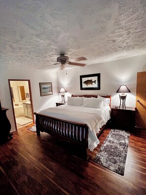 3 Schlafzimmer, Bügeleisen/Bügelbrett, WLAN, Bettwäsche