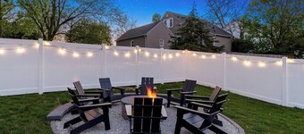 Brand New/walk to Downtown w/Hot tub & fenced yard