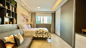 1 bedroom, desk, iron/ironing board, travel crib - Moderno e Aconchegante Studio no Lifespace Batel (Curitiba)