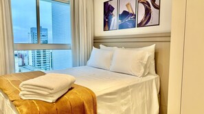 2 bedrooms, desk, iron/ironing board, travel crib