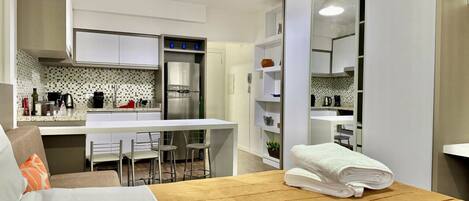 1 Schlafzimmer, Schreibtisch, Bügeleisen/Bügelbrett, Reisekinderbett