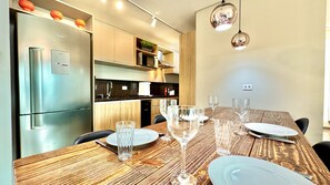 Dining - Maravilhoso e Completo apto 2 quartos no lifespace (Curitiba)