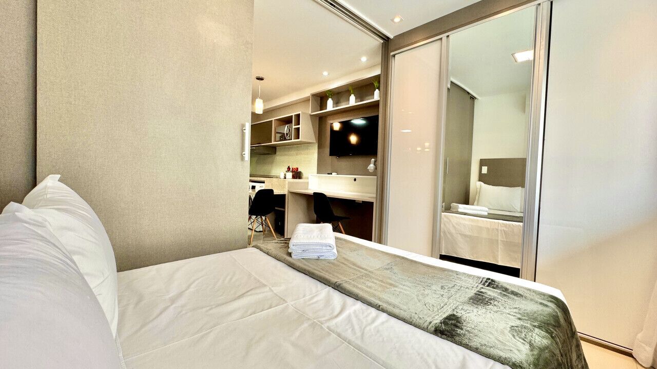 1 Schlafzimmer, Schreibtisch, Bügeleisen/Bügelbrett, Reisekinderbett