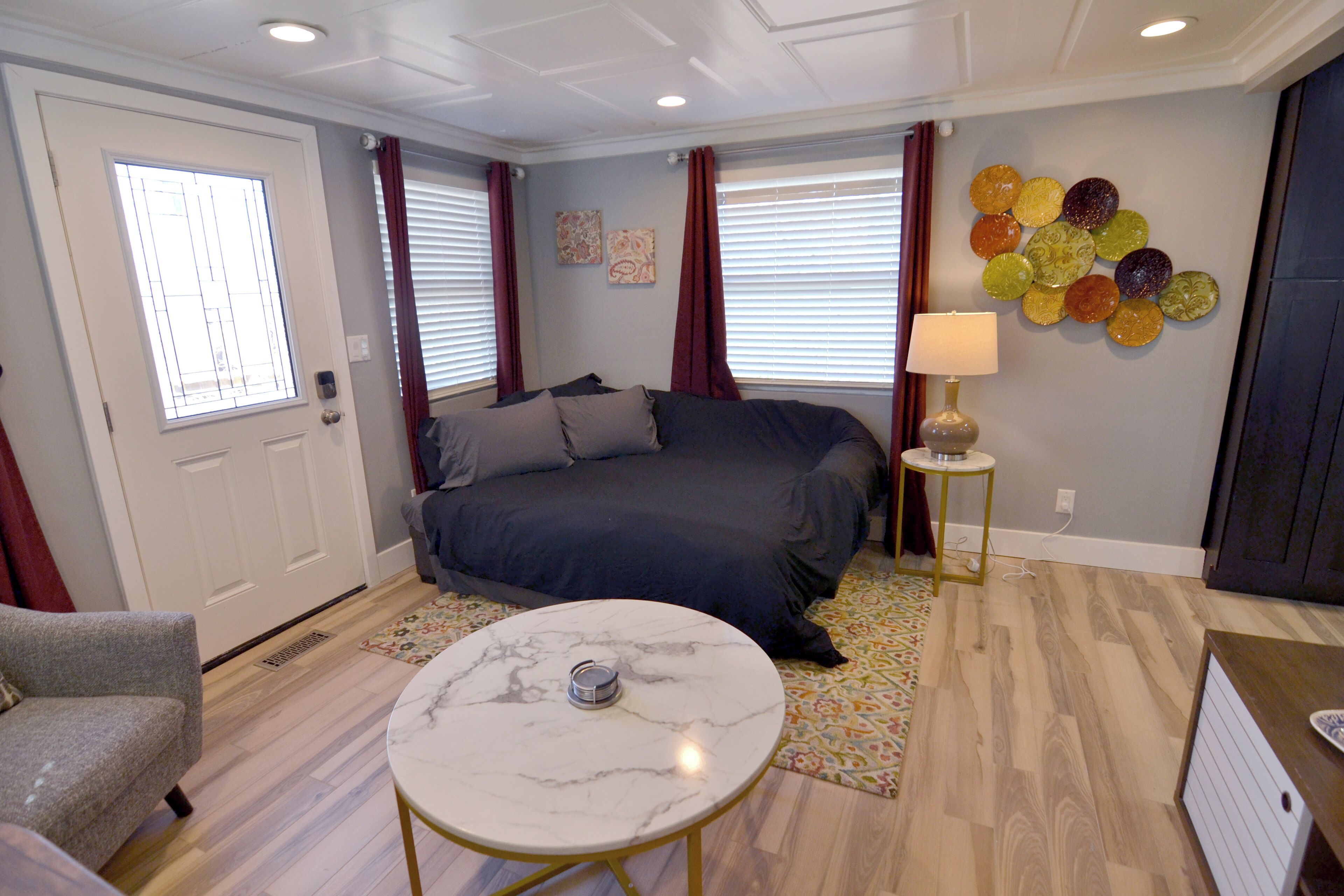 1 chambre, bureau, fer et planche à repasser, Wi-Fi gratuit