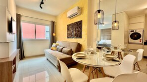 Interior - Studio Bem Planejado, frente ao Shopping Curitiba (Curitiba)