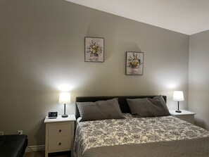 3 chambres, fer et planche à repasser, lit de bébé portatif, Wi-Fi