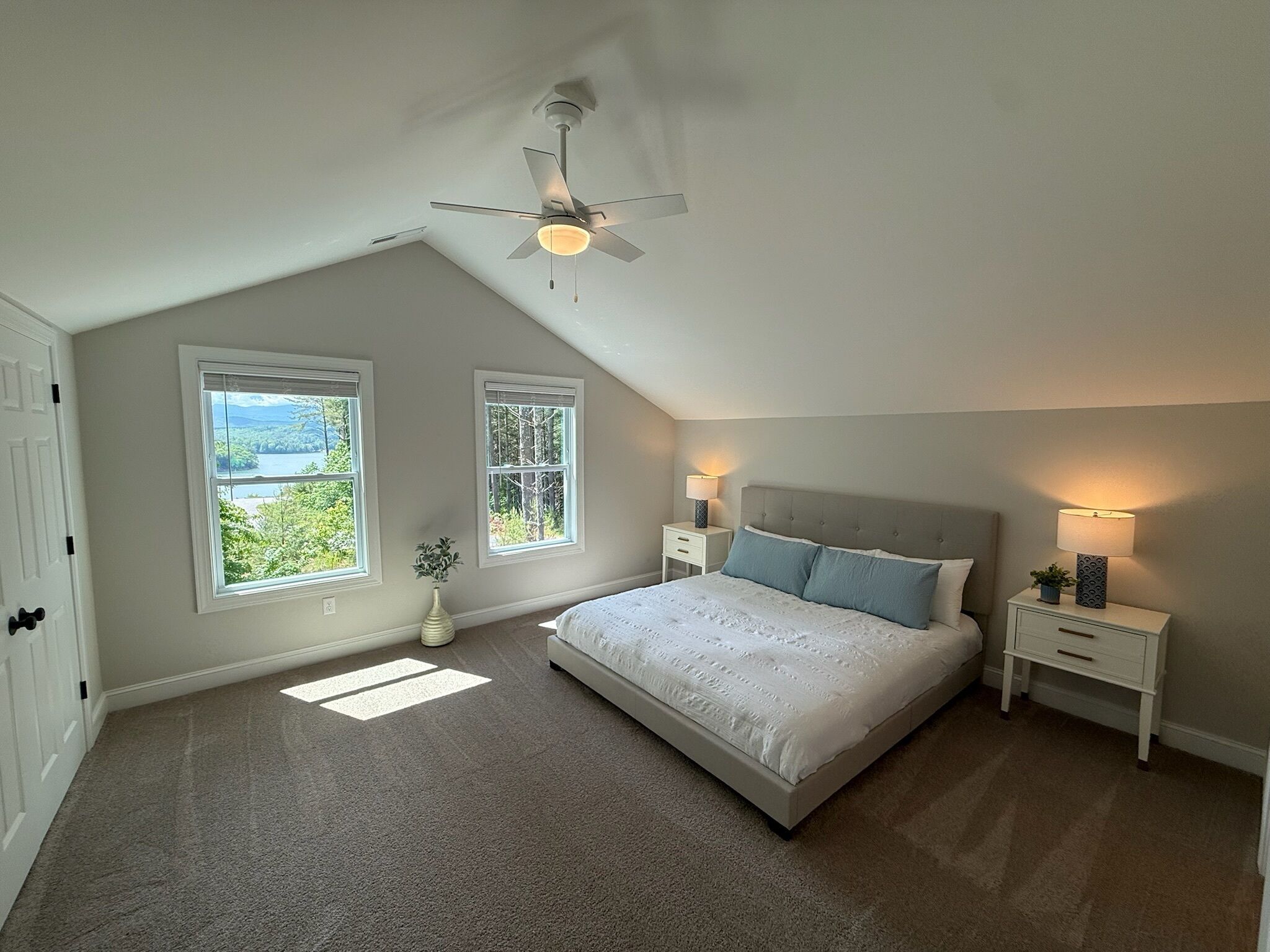 4 sovrum, skrivbord, wi-fi och sängkläder