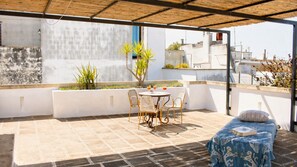 Outdoor dining - Dimora di Victor by Symphonya Rentals (Nardò)