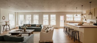 Pool, Hot Tub, Waterfront, Designer Finishes