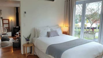 1 chambre, bureau, fer et planche à repasser, Wi-Fi gratuit