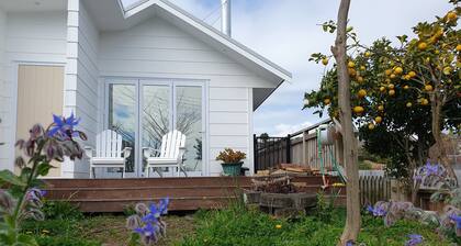 Private Suite in Shared Family Home in Otumoetai - 'Sherwood Forest'