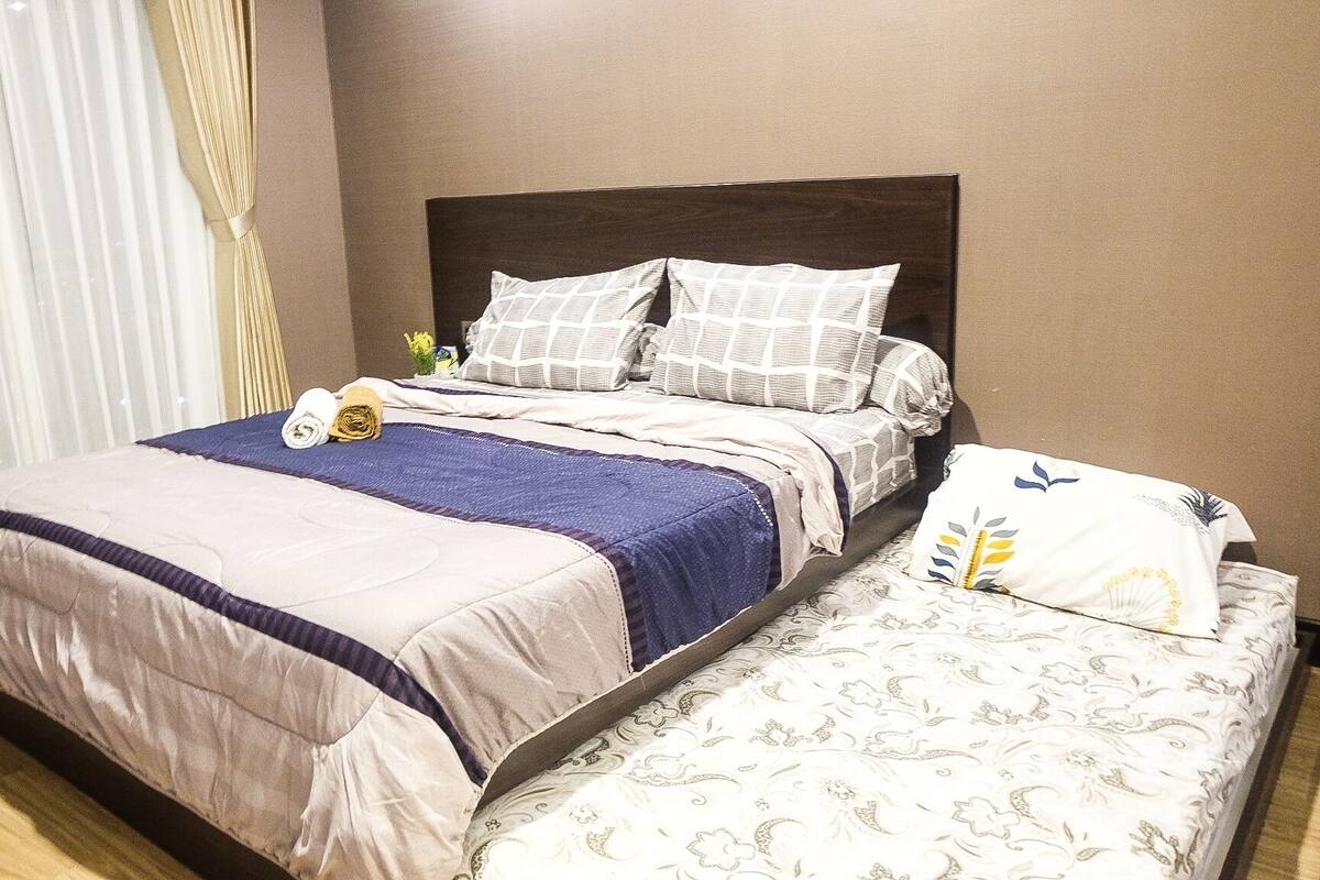 Superior Studio, 1 Queen Bed, Kitchen, City View