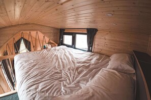 1 bedroom, WiFi, bed sheets - Casa della Montagna Sila by Tiny Away (Lorica)