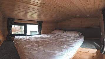 1 camera, Wi-Fi, lenzuola