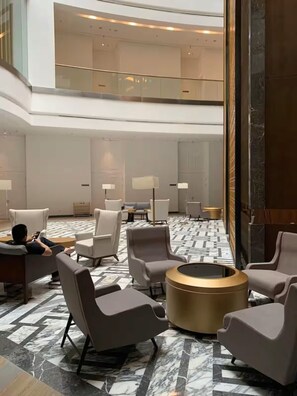 Lobby - Premium Taman Anggrek Residences (Jakarta)