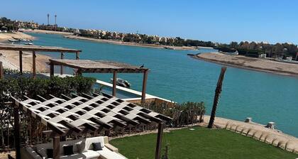 Luxury New Waterfront Spacious Villa in El Gouna