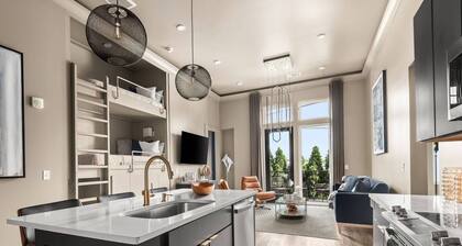 NEO One ~ Listing Combines Two Luxury Condos ~ Near Downtown ~ Free Parking ~ Skydeck ~ Sleeps 18