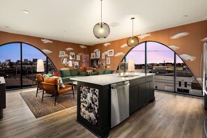 Nicht klassifiziertes Bild, 4 von 49, Schaltfläche