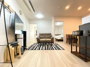 2 Schlafzimmer, Bügeleisen/Bügelbrett, kostenloses WLAN, Bettwäsche