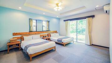 3 bedrooms, desk, iron/ironing board, free WiFi