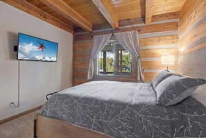 3 Schlafzimmer, Schreibtisch, Reisekinderbett, WLAN