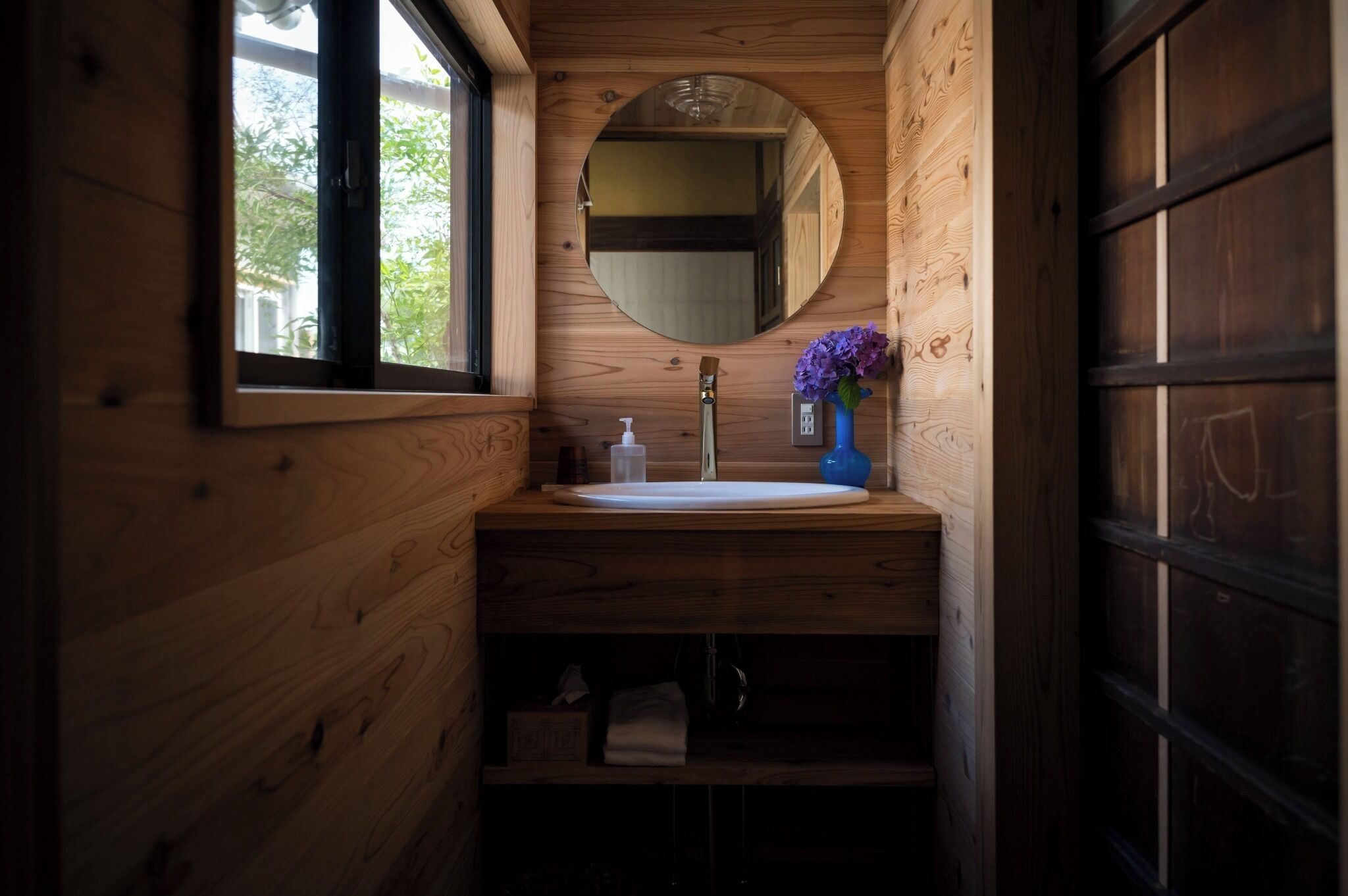 ヘアドライヤー、タオル