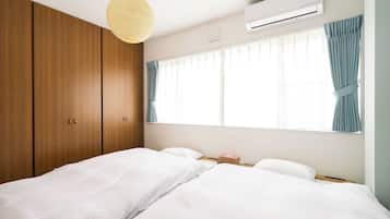 4 bedrooms, desk, free WiFi, bed sheets