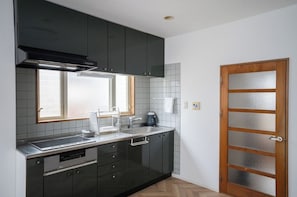 Fridge, microwave, stovetop, cookware/dishes/utensils