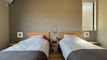 1 bedroom, desk, free WiFi, bed sheets