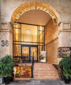 Fachada de la propiedad