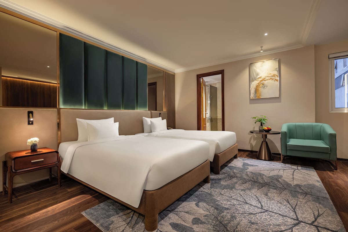 Executive Double or Twin with Balcony | 1 bedroom, hypo-allergenic bedding, free minibar items, in-room safe